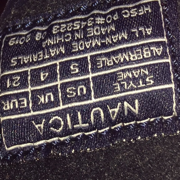 A toddler size 5 shoe bundle - Picture 3 of 16